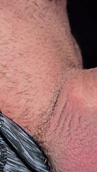 Big close up - tenggorokan cewek sange ini dientot habis-habisan sampai dicrot di dalam