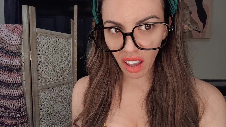 Annika Rain: 让我们假装我你的继母