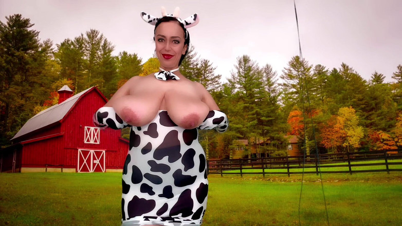 VeeVee Vixen: The Milky Hucow