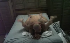 MILF fodida duro por homem musculoso do pau grande