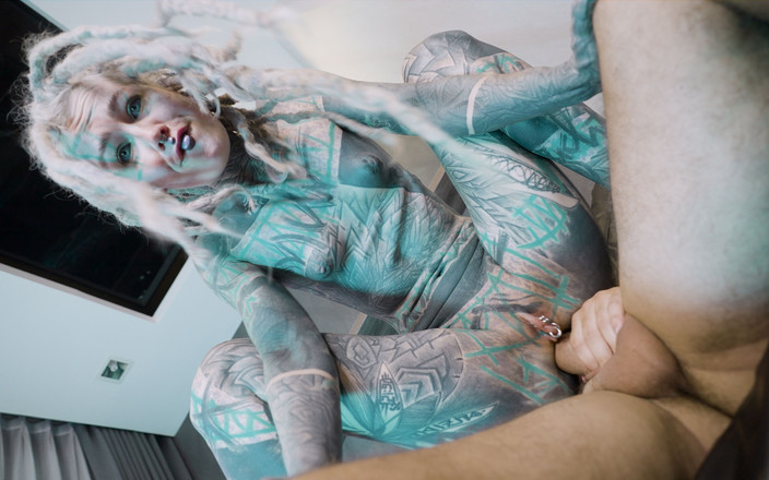 Z-Filmz: Hotelsuite von diesem riesigen schwanz gedehnt