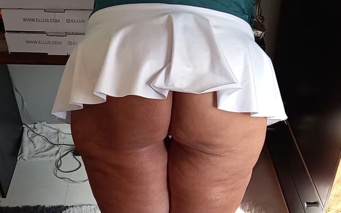Sexy ass CDzinhafx: Yo llevo falda sexy