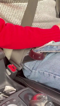 På Motorvägen Gör Jag Uber-föraren Cum
