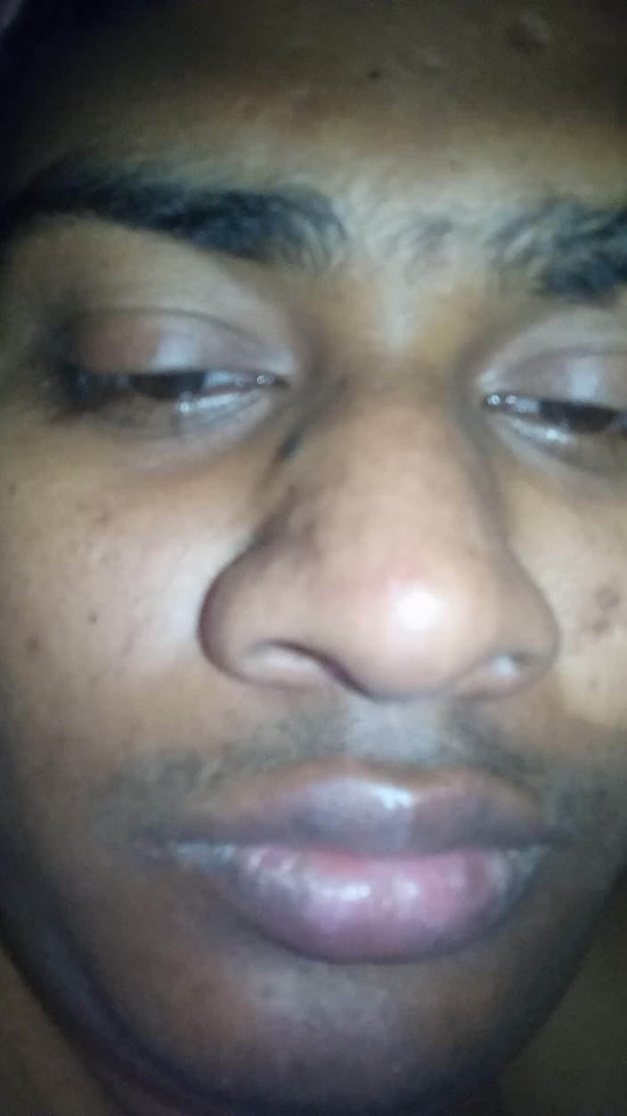 Sweet Indian cock: Indický gay chlapec v noci masterbate