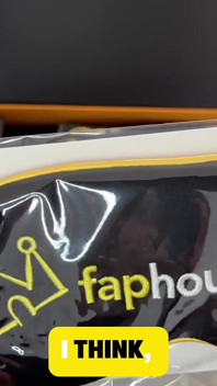 Unboxing di un regalo Faphouse