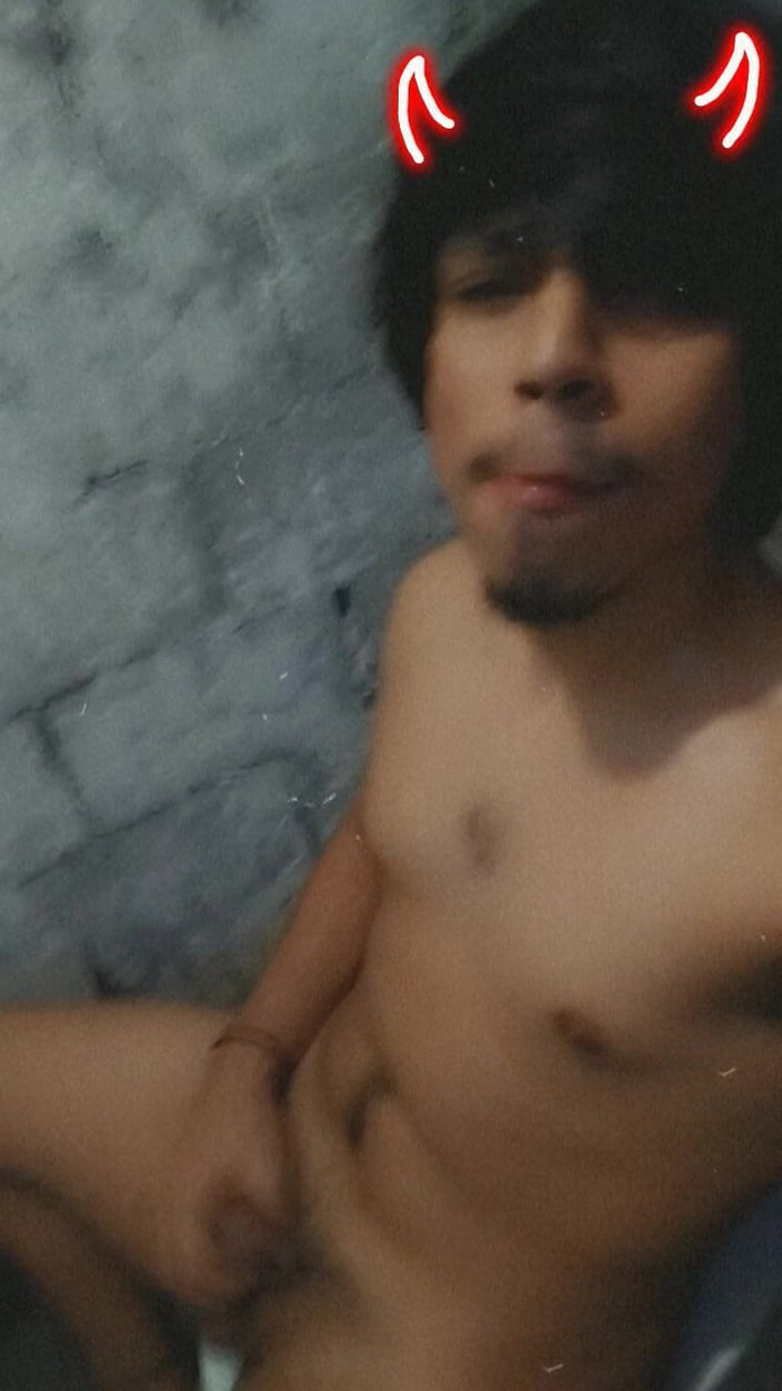 AlexAlejandro13: 화장실에서 핫한 악마