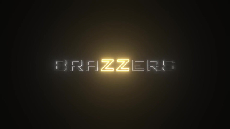 BRAZZERS: Brazzers - Massaging a Real Gem