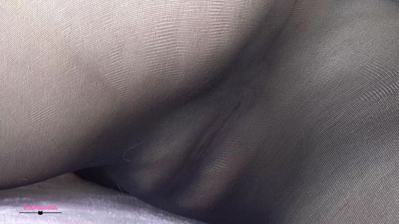 Destination Kat: Zwarte naadloze panty