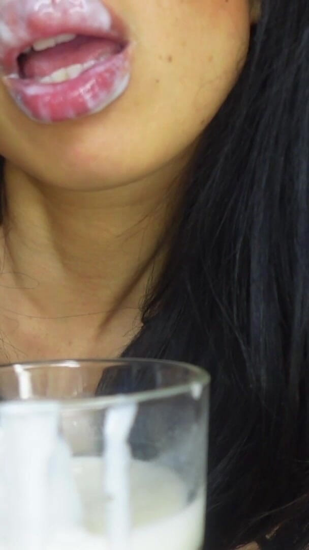 Milkshake Lover (Asmr_mouth) Milkshake Lover (Asmr_mouth)