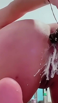 Squirting analny