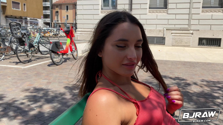 BJ Raw: Bjraw Sara Diamante'nin İtalyan oral seksi