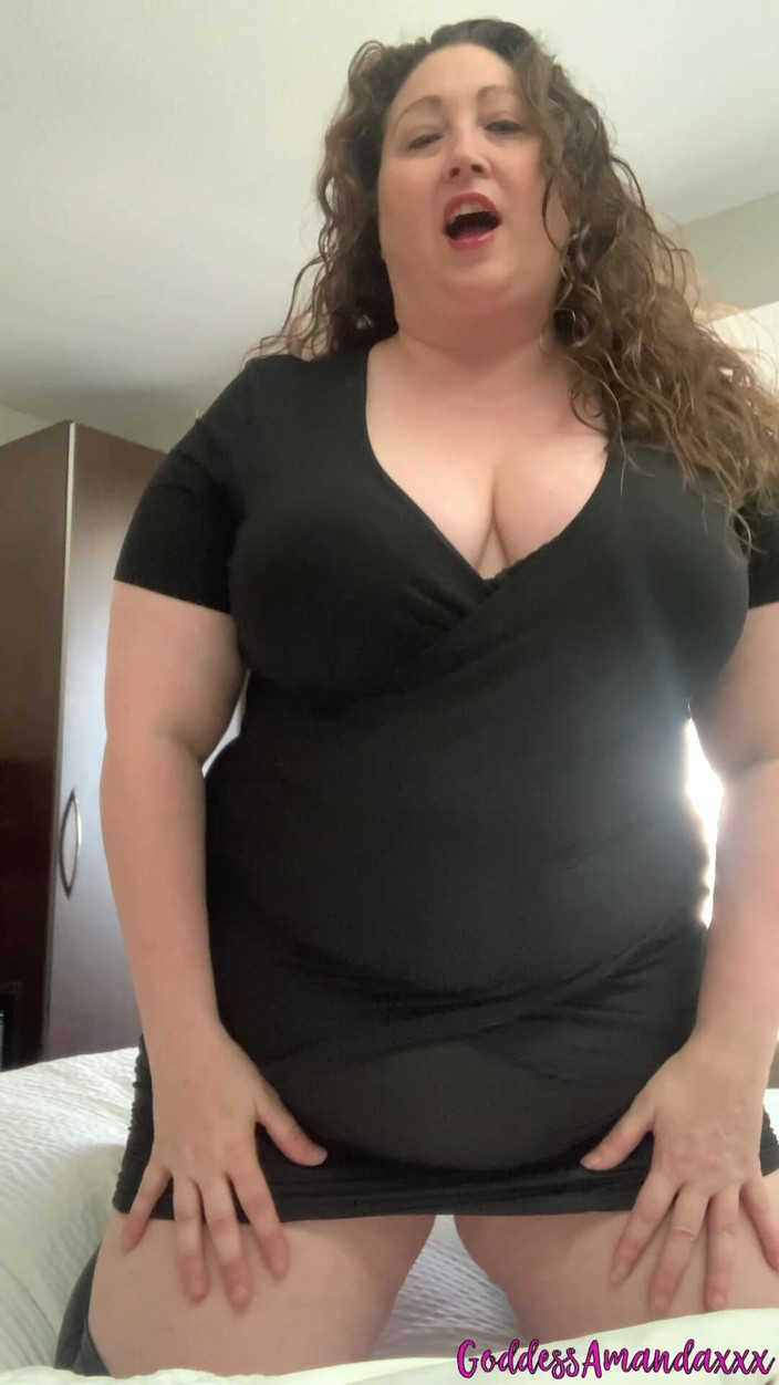 Goddess Amanda: Sexy Vnadná MILFka tě škádlí mým tělem