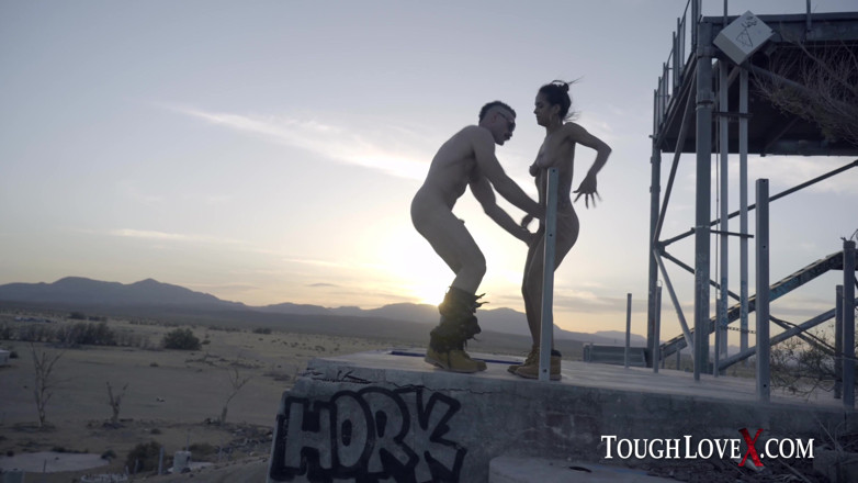 ToughLoveX: TOUGHLOVEX - Latina Abby Lee Brazílie tvrdě šuká venku