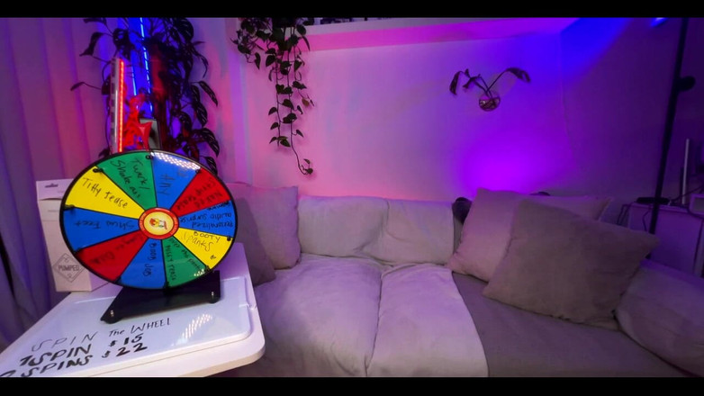 Dani Valentina: Dani Streaming Live 10/28/25 2.5 Hr Tachinare goală și joc cu pizdă obraznică