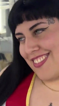 Argentine Teacher Loves to Suck Pee - Mamiimaldii