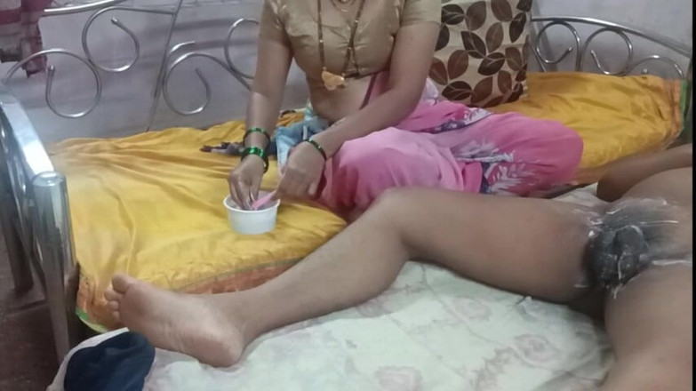 Rangeeli_Mangala: Marathi cameriera pulisce il pene del proprietario