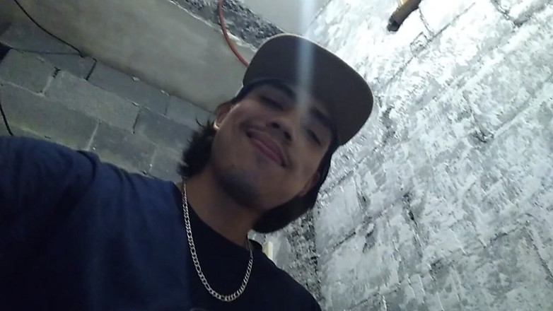 Alex Alejandro: Sexy Man Spends Her Time in the Bathroom Touching Himself