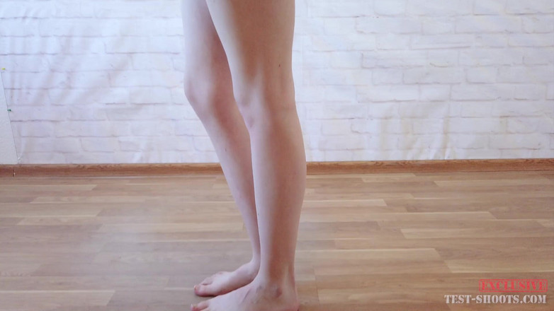 Test-Shoots: Rudowłosa duże cycki nastolatka Lilly Mays nago wideo casting wywiad