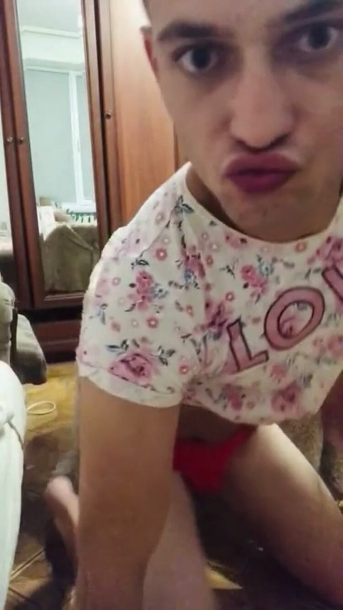 Merry Bell: Chlapci Gay Sissy Love