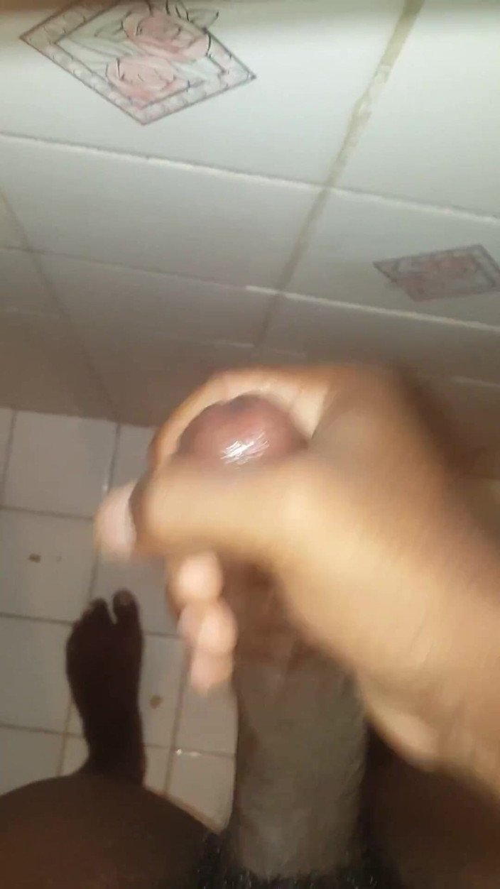Black guy: s10 e10