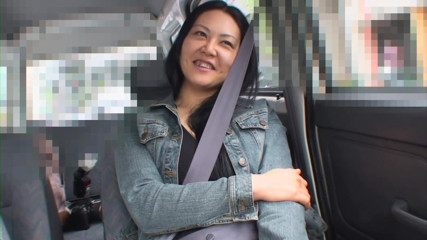 Asian Mature Climax: Chica es recogida y se le pide que se masturbe