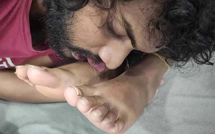 Vaigavarun Feet romance: Feet Lick Romance