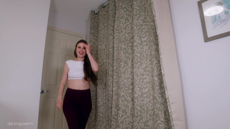 Darling Josefin: Instrucțiuni de masturbare lesbiană cu instructorul de fitness