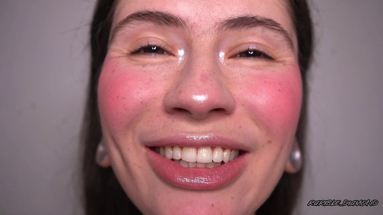 Rarible Diamond: Asmr je hodná holka