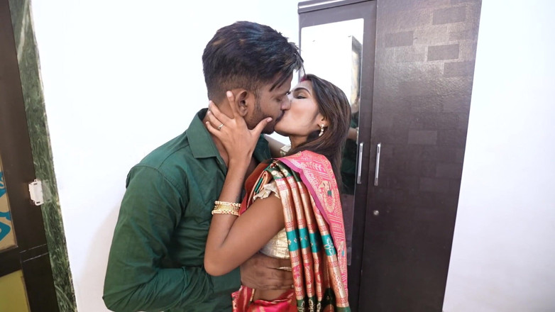 SEXYBHABHIX: India porno estrella Sanjana nuevo sexo viral con audio hindi...