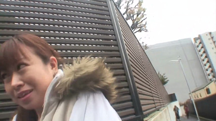 Asiatiques: Alluring brunette asian plays with hitachi to orgasm