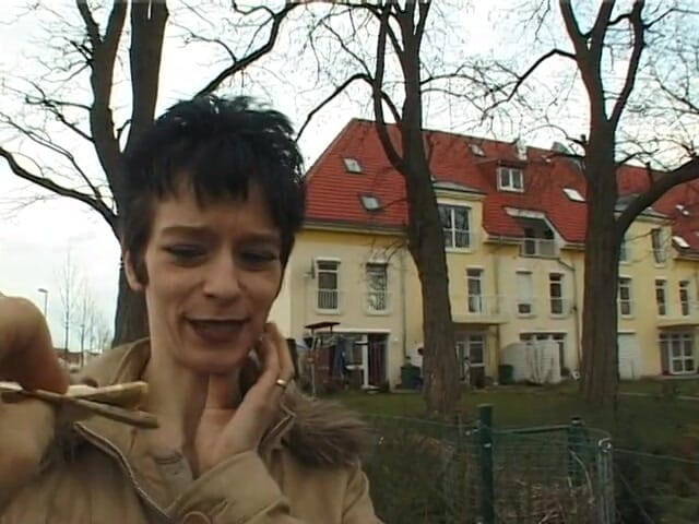 German Classic Porn videos: Susi 45, milfka hraje sama doma vintage