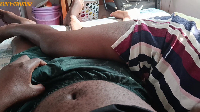 Kenyan Dick: Africké domácí páry mají sex poté, co se navzájem škádlí, dokud...