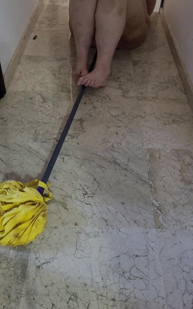 Coolmarina. Fat Mature Surprised on the Floor Hot and Bitch (Cool Marina) Coolmarina. Fat Mature Surprised on the Floor Hot and Bitch (Cool Marina)