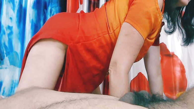 Bolly Karma: Naughty Session s supersized velký krásný zadek MILF