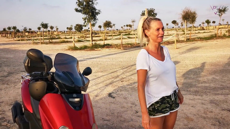 Dirty Tina: Hot Piss Medley No. 7 - Wet Wednesday - New!