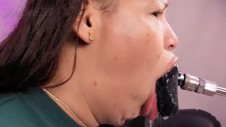 anabel693: Fétichisme buccal, uvule proche, je m’étouffe avec un BBC dur