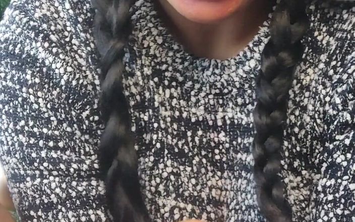 Anabel 693: Hrajte si s mojí nohou