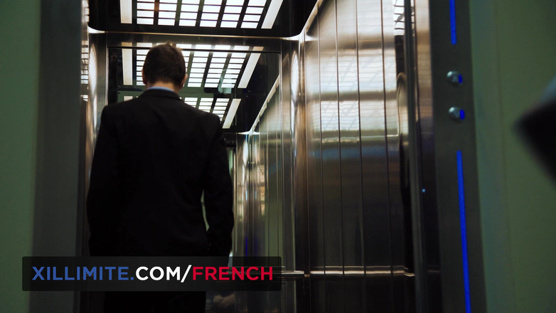 French girls at work: Mariska: bar tuvaletinde suçlu zevki