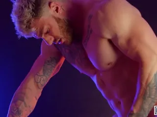 Men network: Men - Watch William do a sexy tease just for you,...