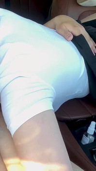 Let me thank you with a blowjob ? OK! Stepmother off her stepson for driving lessons