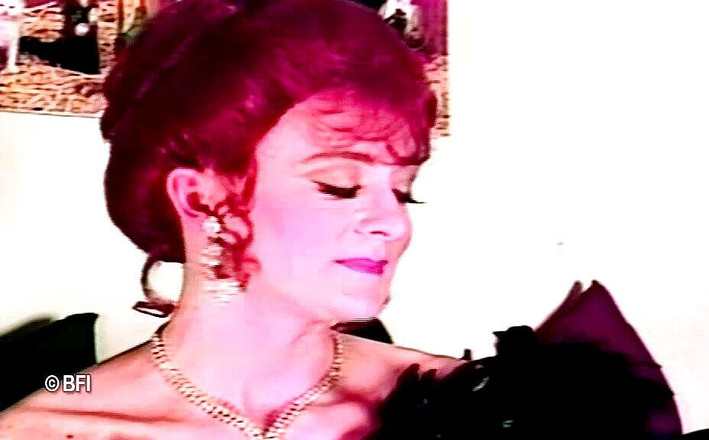 Combat zone transsexual barebacking: Ekar permaisuri