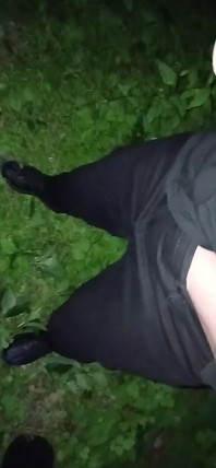 Facciamo sesso rischioso nella foresta