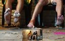 Feet&amp;More: Robin lagi asyuh mainin kaki dan crot di dalam - versi...