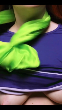 Showing Tits