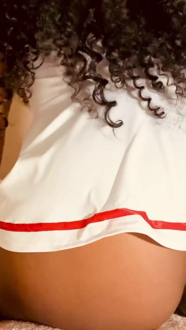 Liv The Lotus: Just a Peek