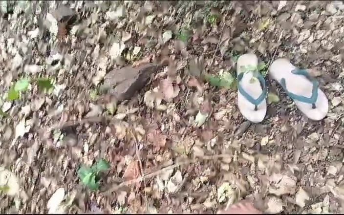 Graju1244: A Village Girl Was Fucking Her Local Boyfriend in Jungle
