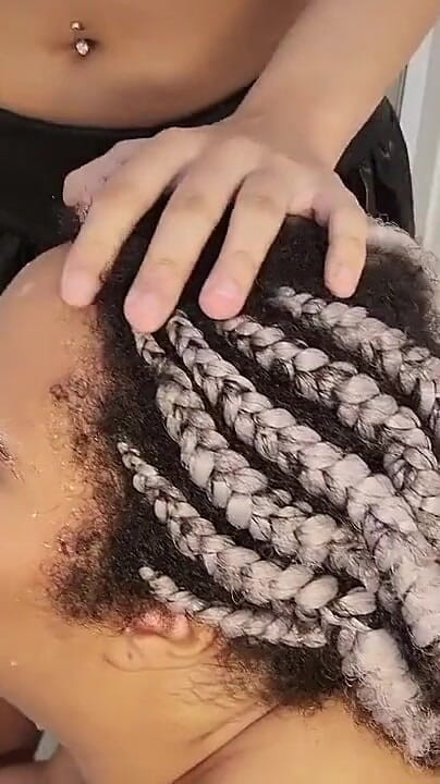 Minha Amiguinha Me Fez De Privadinha (Chubbybigbusty)