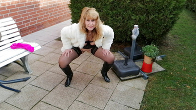 Extrabot: Terlalu sejuk untuk pipi