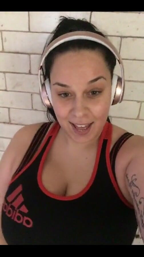 Anastasia Lux: Робота в спортзалі... Кардіо перед вагою і так, я тренуюся 5 разів на тиждень 2 години кожного сеансу