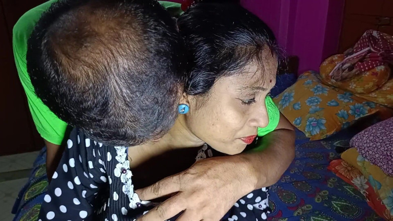 Bengali-coupel: Pinki vabi indienne bengalie baise à Davor et commence Priyod